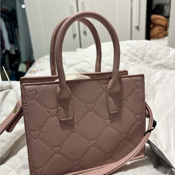 Heart Patterned Pink Handbag - Picture 2 of 5